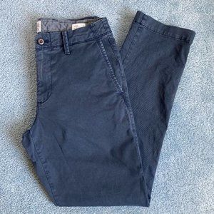 GAP Slim Khaki